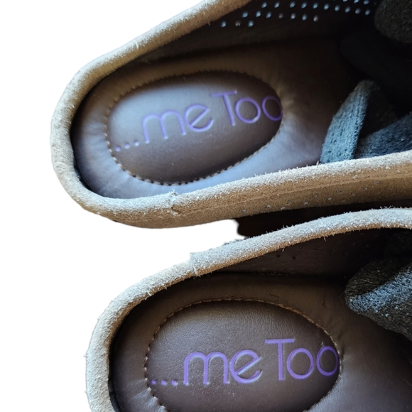 Me Too Zadiee Mules Shoes Women's 6M Beige Suede Stacked Heel Slip On - Picture 6 of 11